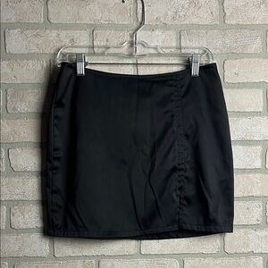 Vintage High Stakes Satin Skirt- Size M